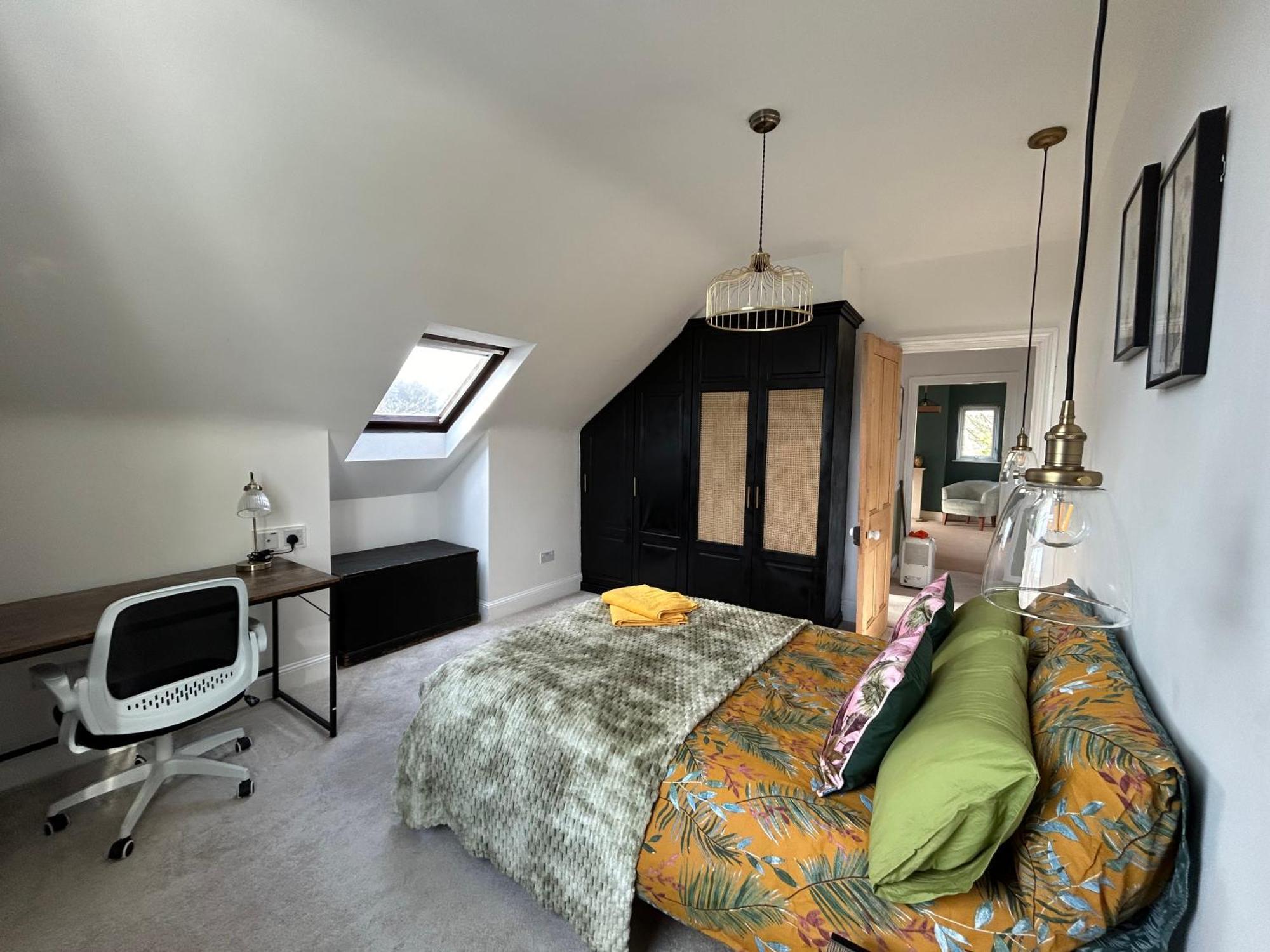 Seaside Rentals Bournemouth - 2Br, Upto 6Ppl, Beach 3 Min Walk, Dogs Ok, Wifi, Park 2 Cars Kültér fotó