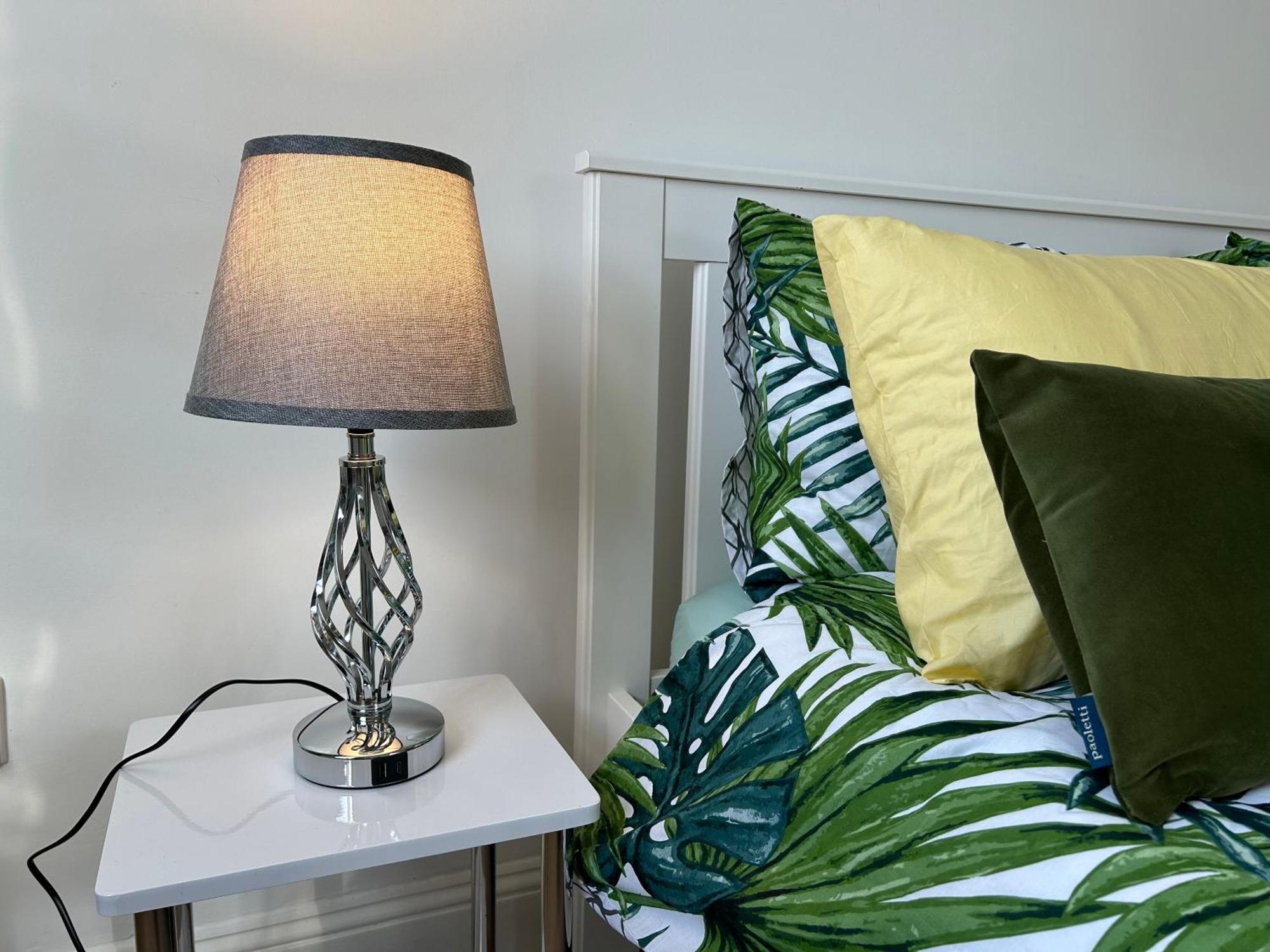 Seaside Rentals Bournemouth - 2Br, Upto 6Ppl, Beach 3 Min Walk, Dogs Ok, Wifi, Park 2 Cars Kültér fotó